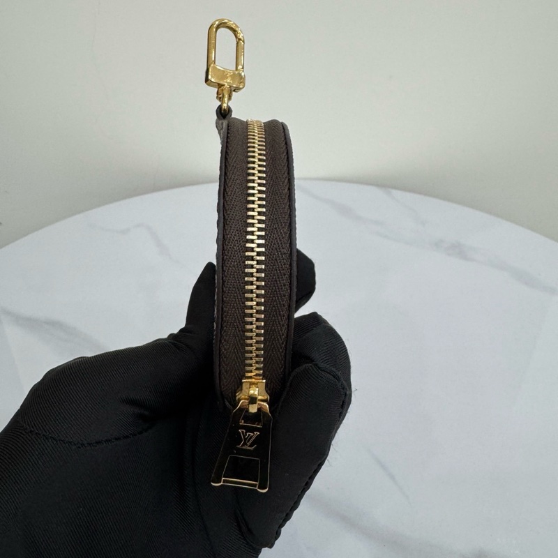 JK國際二手精品✨LV M46373經典ONTHEGO PM Monogram雙色帆布手提/斜背包-17