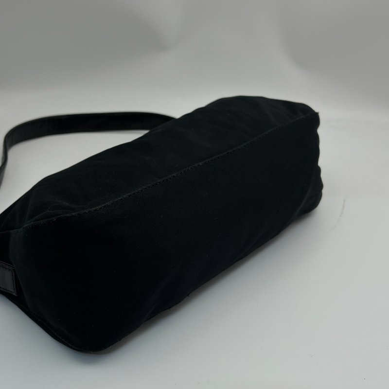 🏷Fendi法棍包-6