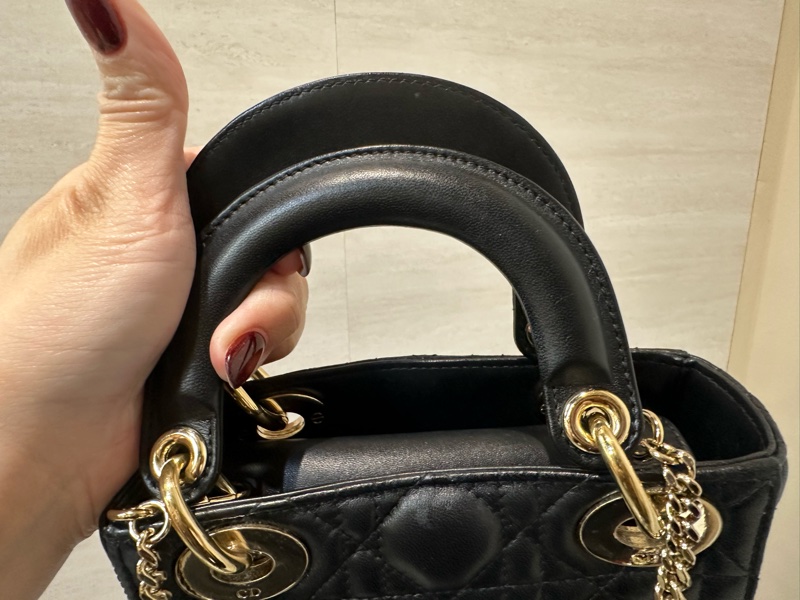 Dior 黑羊皮藤格紋金釦LadyDior手提斜背迷你黛妃包 M0505ONGE-7