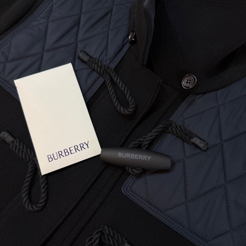 BURBERRY英國黑色菱形功能性牛角扣大衣UK8-7