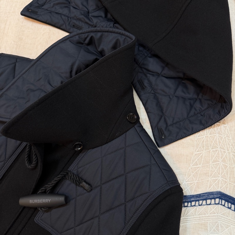 BURBERRY英國黑色菱形功能性牛角扣大衣UK8-8