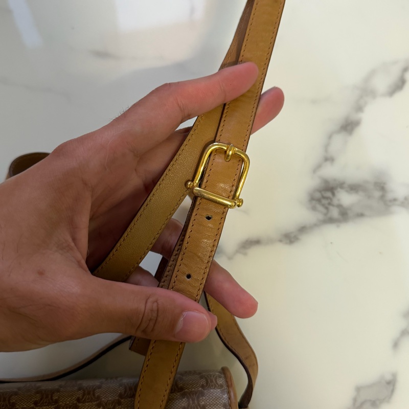 🏷Celine迷你半月包-10