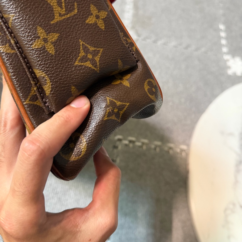 🏷Louis Vuitton 駱駝包-14