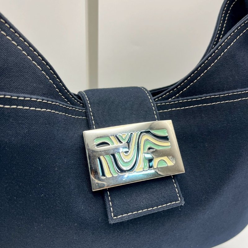 🏷Fendi單寧牛角包-4
