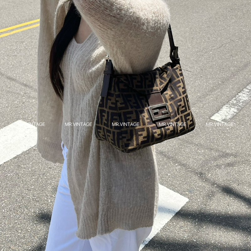 🏷Fendi小方胖-0