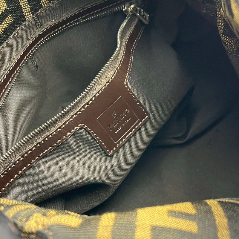 🏷Fendi小方胖-9