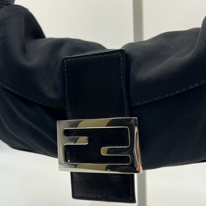 🏷Fendi法棍包-2