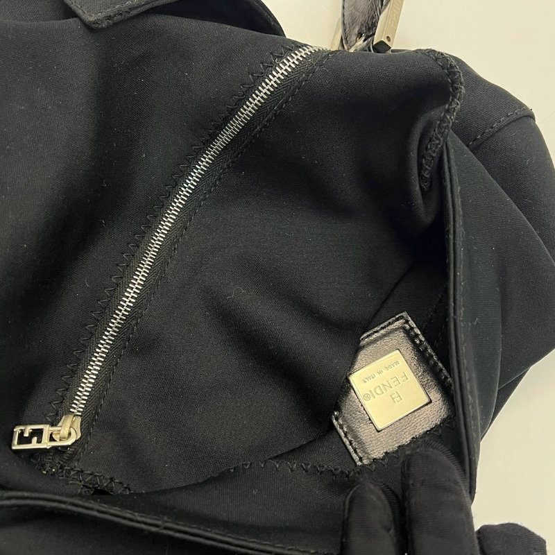 🏷Fendi法棍包-16