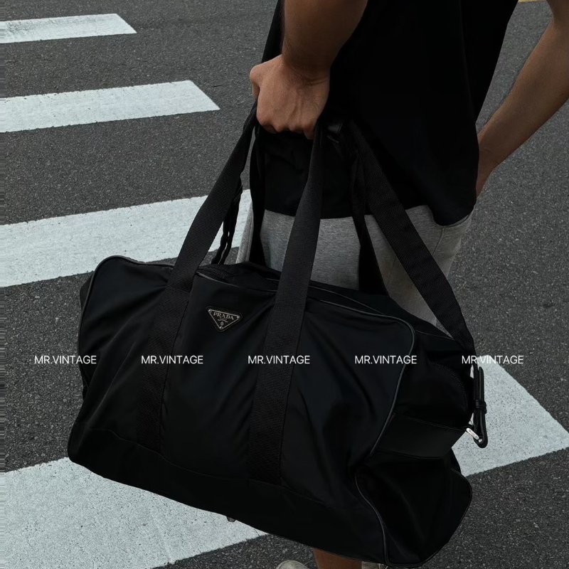 🏷Prada尼龍旅行袋/可側背-1