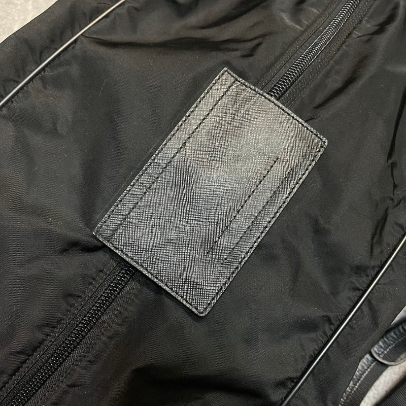 🏷Prada尼龍旅行袋/可側背-18