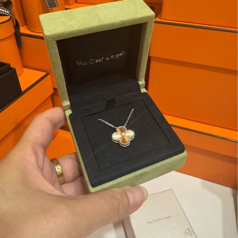 ✨VCA 梵克雅寶 聖誕節限定香檳金/玫瑰金項鍊🎄配件齊全-4