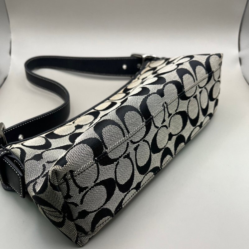 🏷Coach腋下包-4