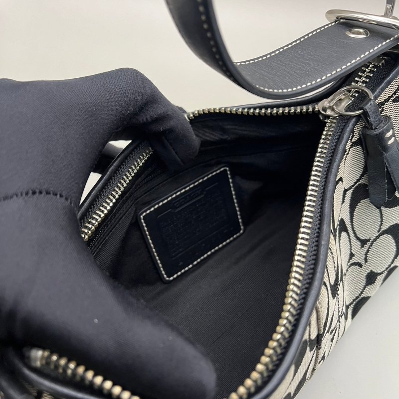 🏷Coach腋下包-7