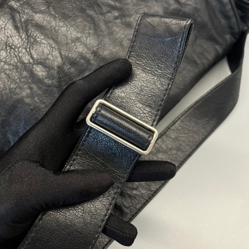 🏷Balenciaga斜肩包-12