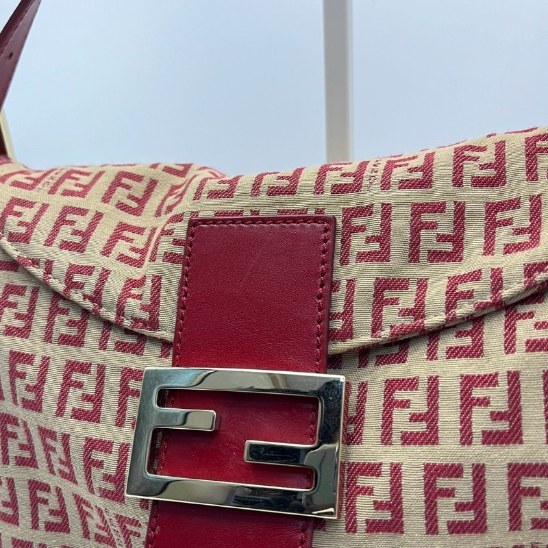 🏷Fendi法棍包-4