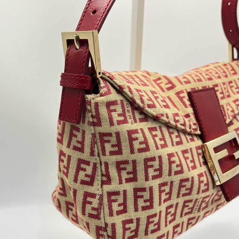 🏷Fendi法棍包-6