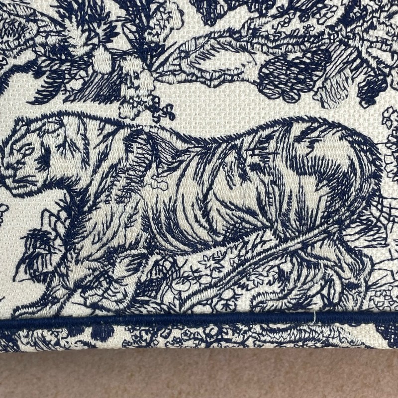 Dior/迪奧 BookTote 動物園老花刺繡大號托特包 手提包-21