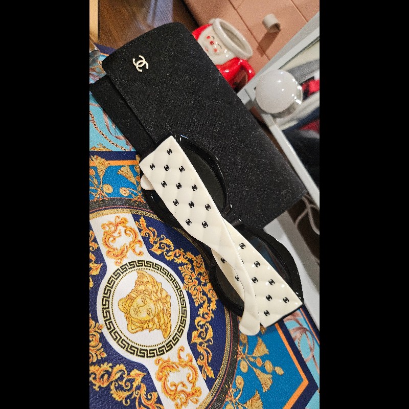 CHANEL香奈兒滿版墨鏡-4