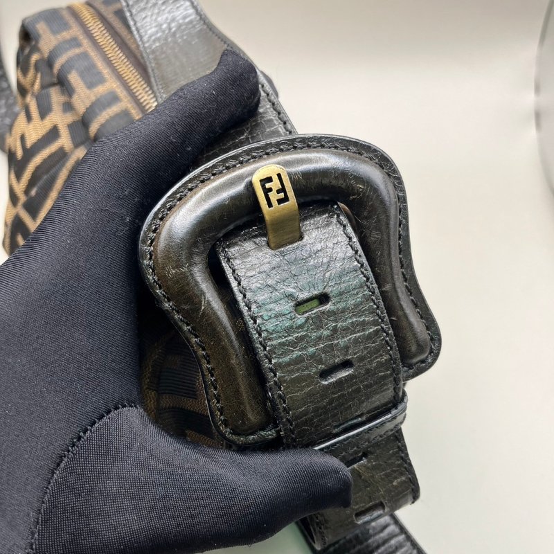 🏷Fendi 單肩包-5