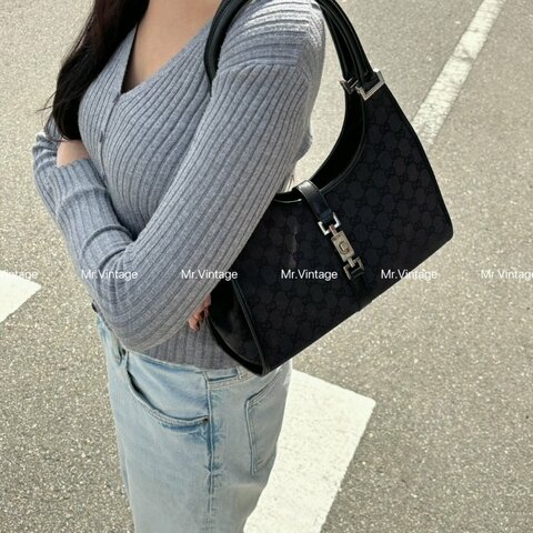 🏷Gucci jackie 半月包