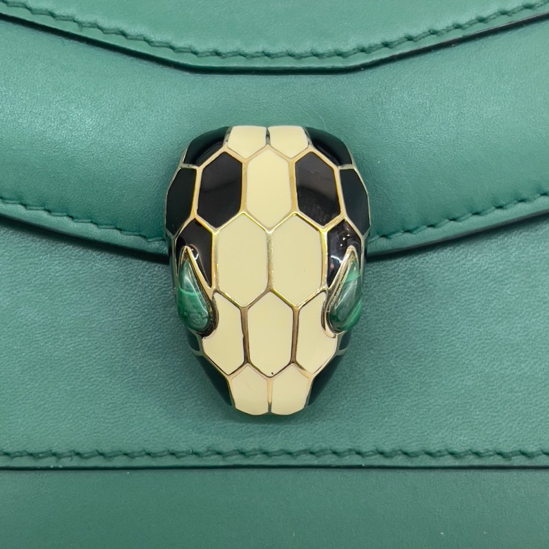 Bvlgari 綠色全皮蛇頭woc鏈條 斜背包肩背包-8