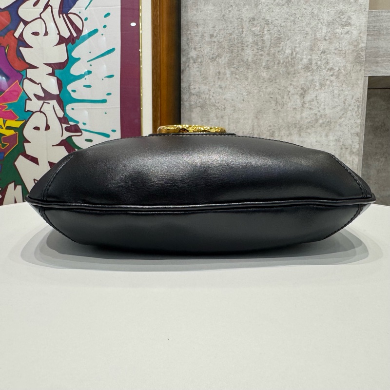 Gucci 黑金牛皮雙G Logo 馬鞍斜背包-3