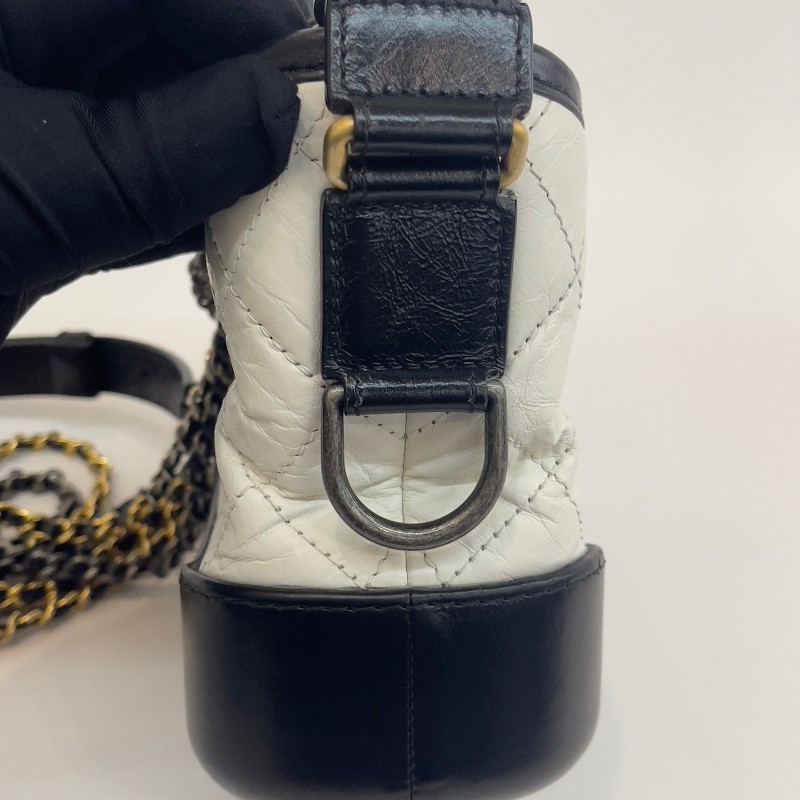 Chanel 黑白拼色牛皮小號流浪鏈條肩背包-12