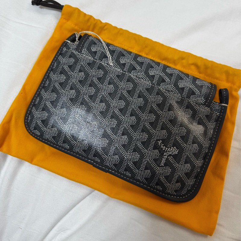 Goyard Plumet 灰色信封包-2
