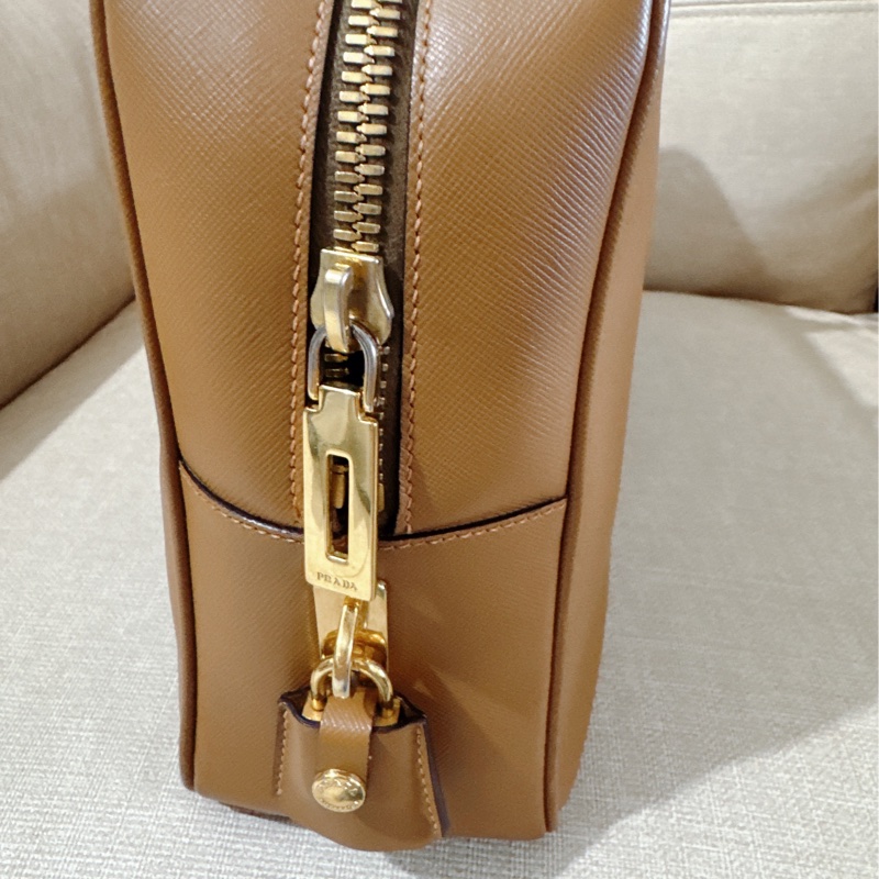 誠可議Prada plume 30美拉德色系-8