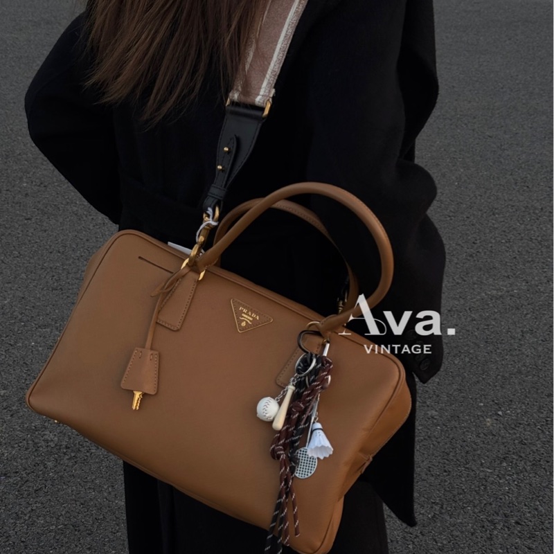 誠可議Prada plume 30美拉德色系-8