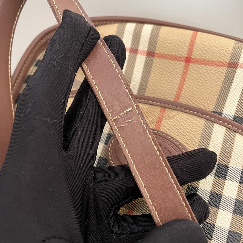 🏷Burberry斜肩包-11