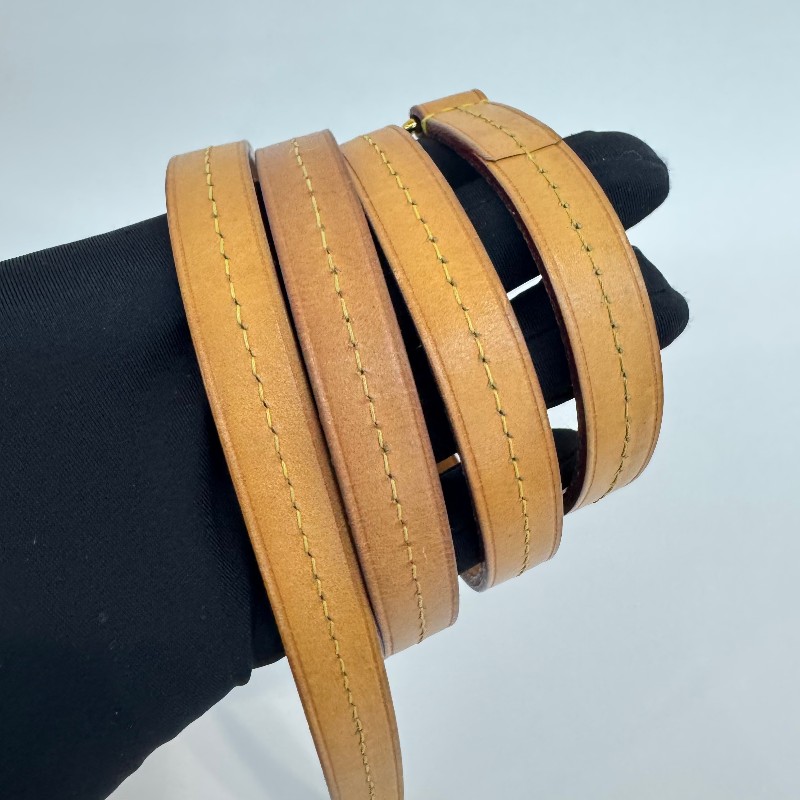 Vuitton 白色棋盤格郵差流蘇肩背包斜背包-8