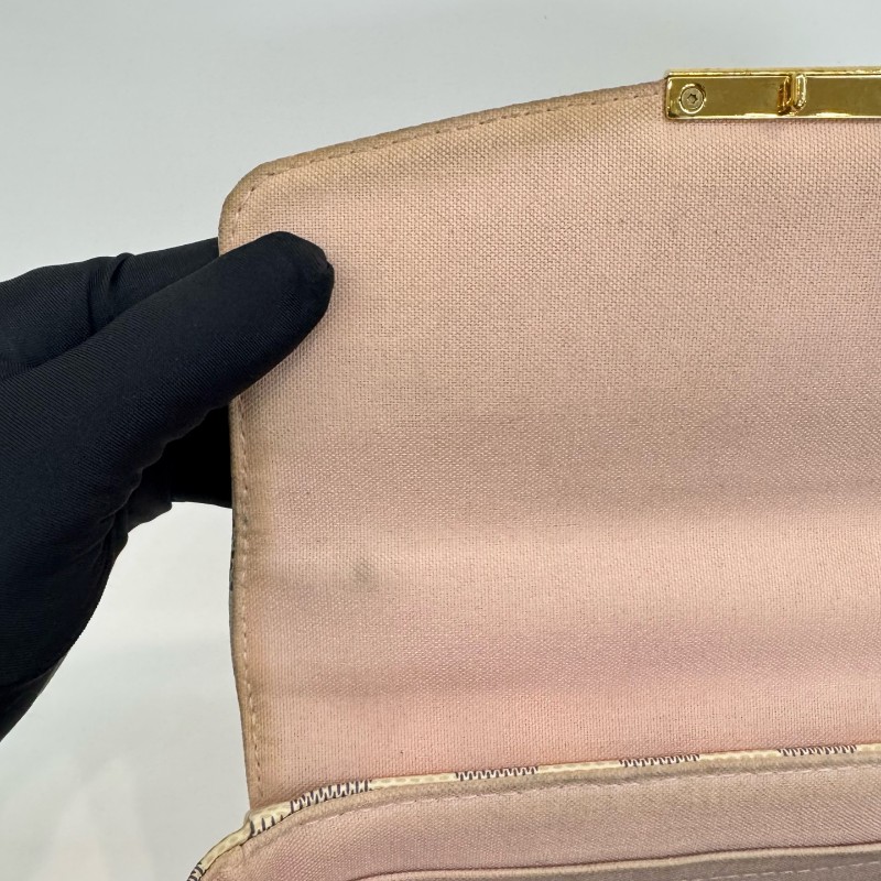 Vuitton 白色棋盤格郵差流蘇肩背包斜背包-25