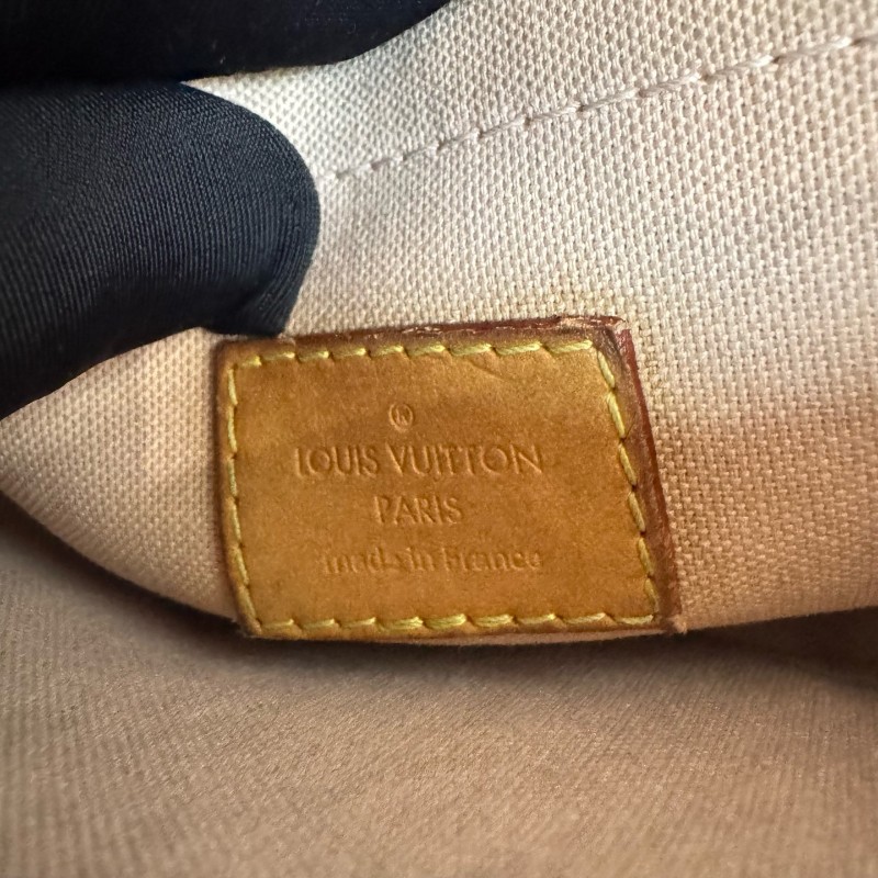 Vuitton 白色棋盤格郵差流蘇肩背包斜背包-27