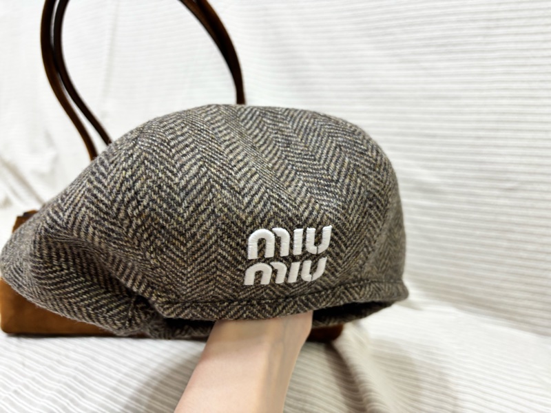 Miumiu 貝雷帽-0