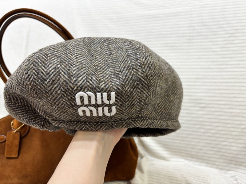 Miumiu 貝雷帽-1