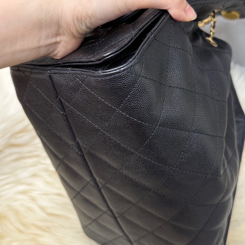 台灣專櫃CHANEL 25 bag Hobo黑金荔枝 小號 晶片款 女款手提包-6