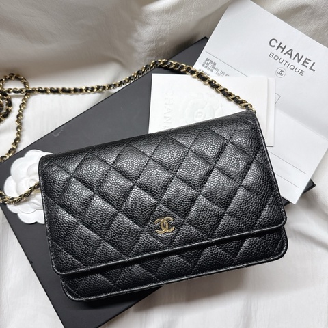 Chanel 經典CC淡金寇荔枝紋斜背長夾WOC