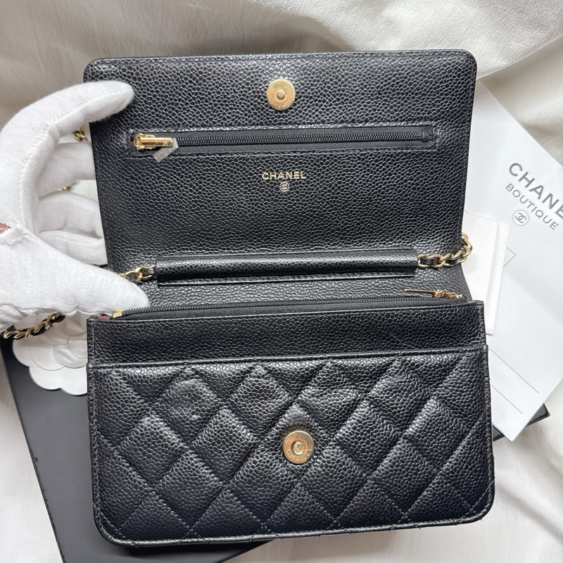 Chanel 經典CC淡金寇荔枝紋斜背長夾WOC-2