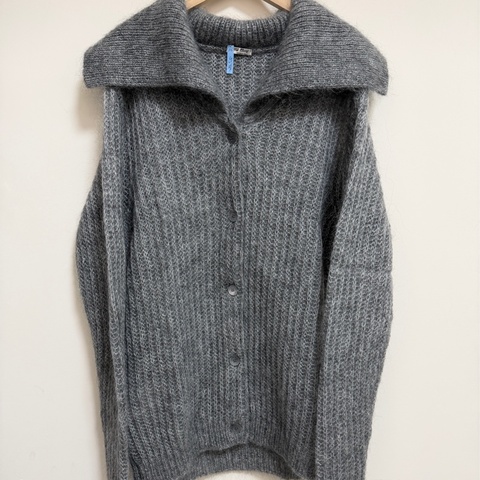 Miumiu 灰色羊毛外套 含馬海毛