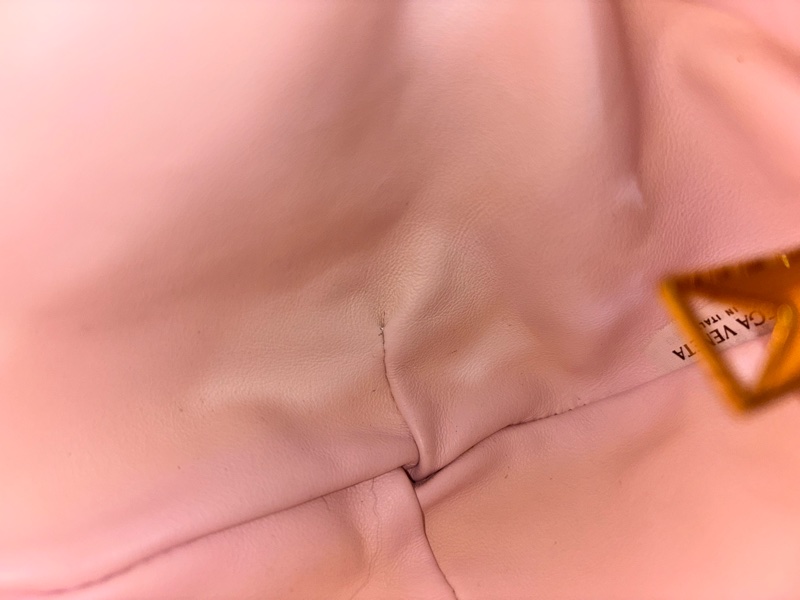 BOTTEGA VENETA  Mini Jodie 水洗粉-10