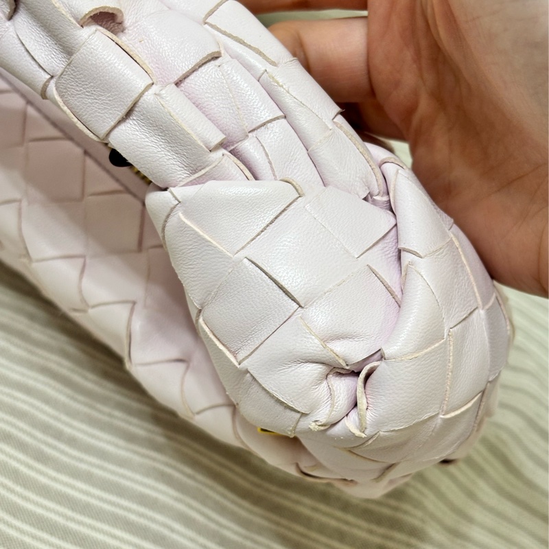 BOTTEGA VENETA  Mini Jodie 水洗粉-16