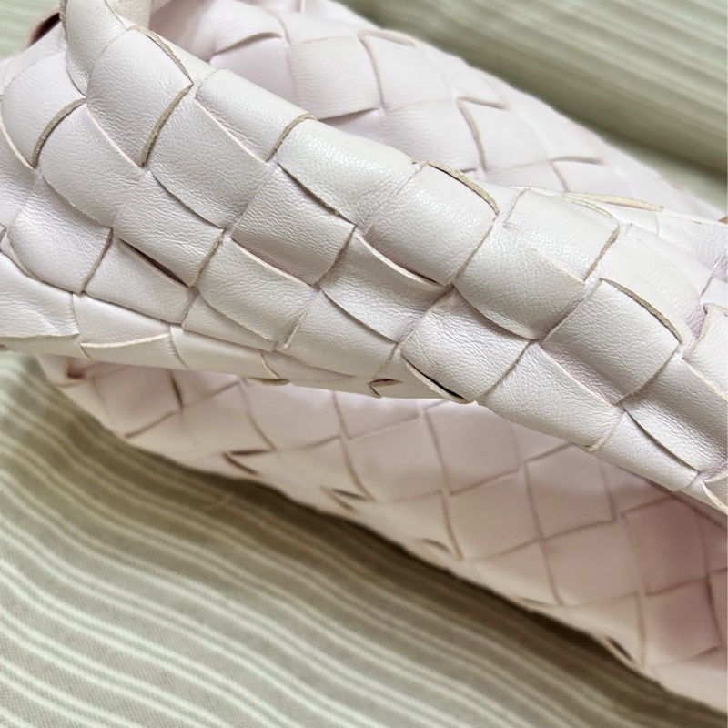 BOTTEGA VENETA  Mini Jodie 水洗粉-17