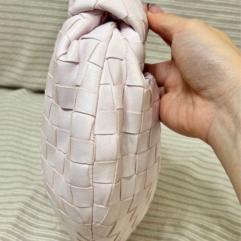 BOTTEGA VENETA  Mini Jodie 水洗粉-18