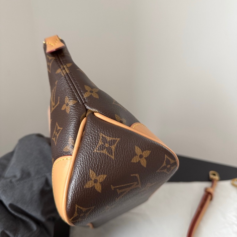 ✨Lv 牛角包 99新 晶片款🥐-8