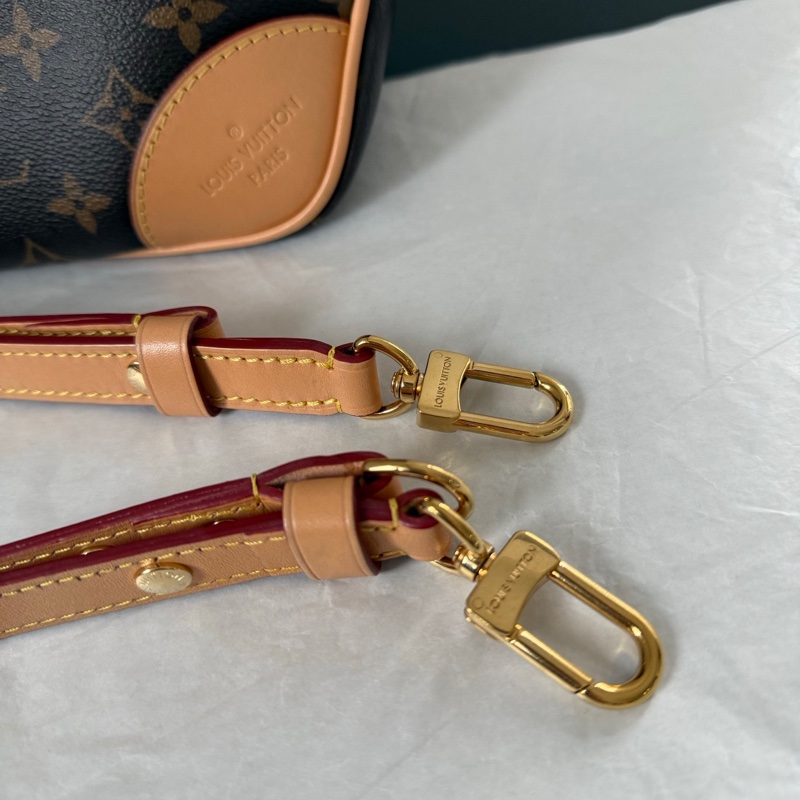 ✨Lv 牛角包 99新 晶片款🥐-9