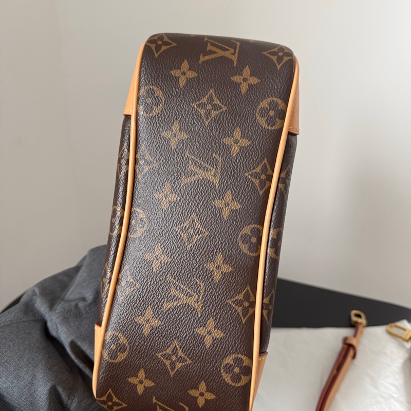 ✨Lv 牛角包 99新 晶片款🥐-10