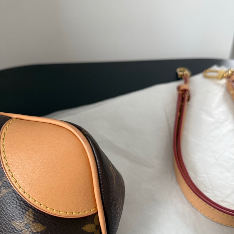 ✨Lv 牛角包 99新 晶片款🥐-11