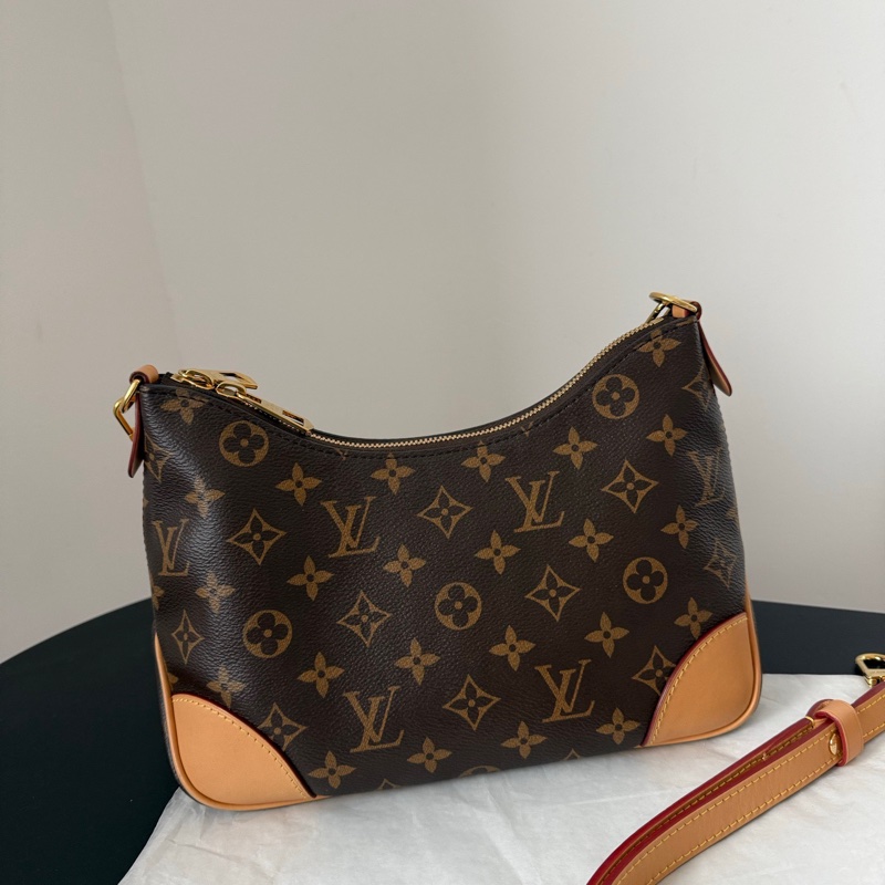 ✨Lv 牛角包 99新 晶片款🥐-15