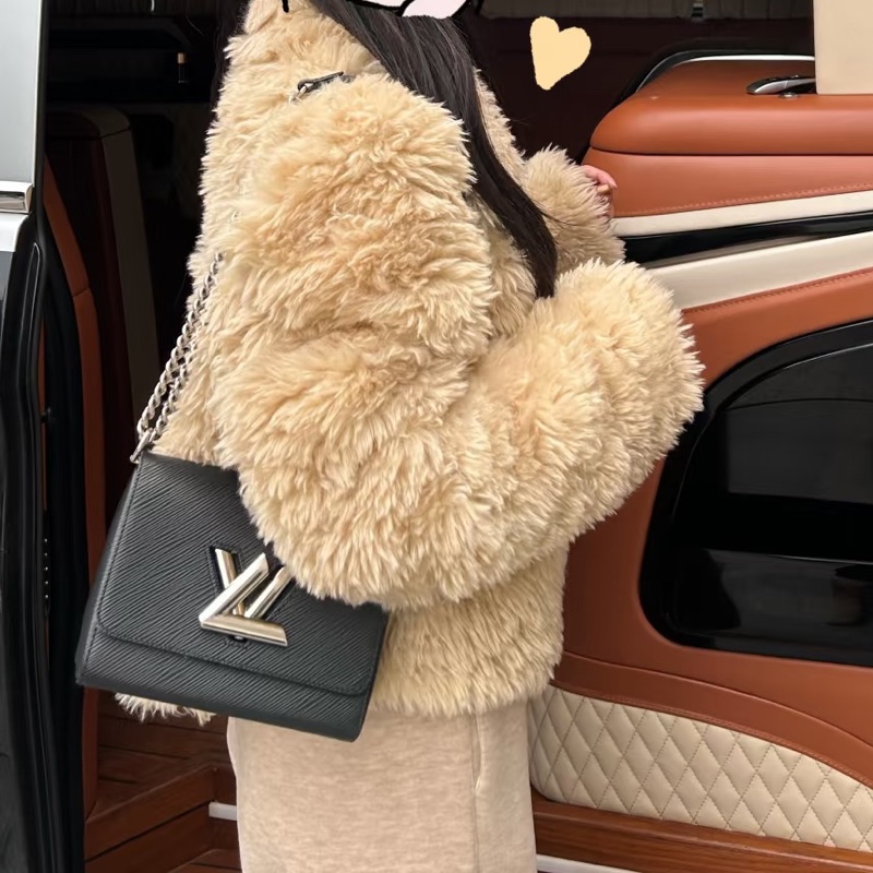 ✨Lv twist 水波紋 專櫃15萬 鏈條可調節 99新🩶-0